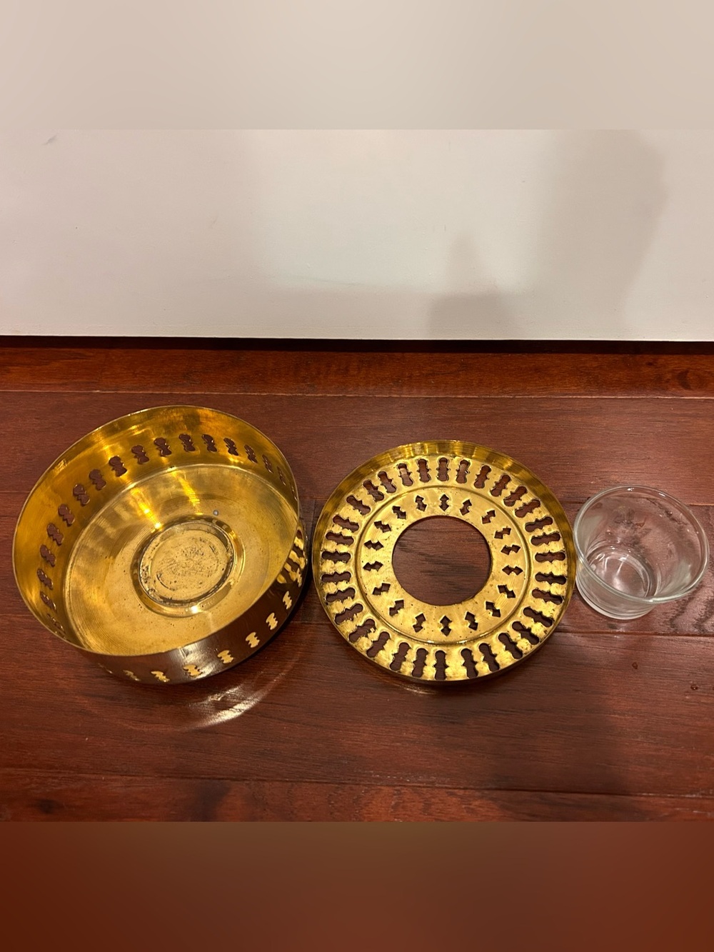 Vintage Solid Brass Pierced Cutout Tealight Holder & Teapot Warmer Made in India - Picture 5 of 9